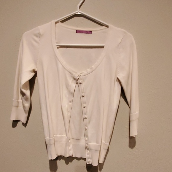 White Cardigan - Picture 1 of 1